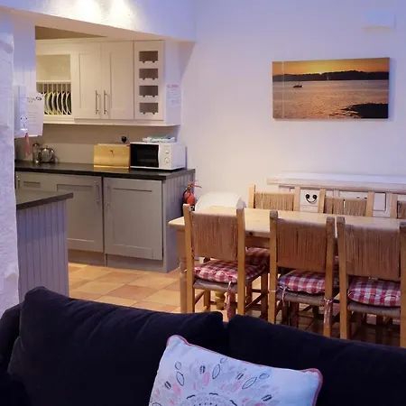 Ballyvaughan Cottages *