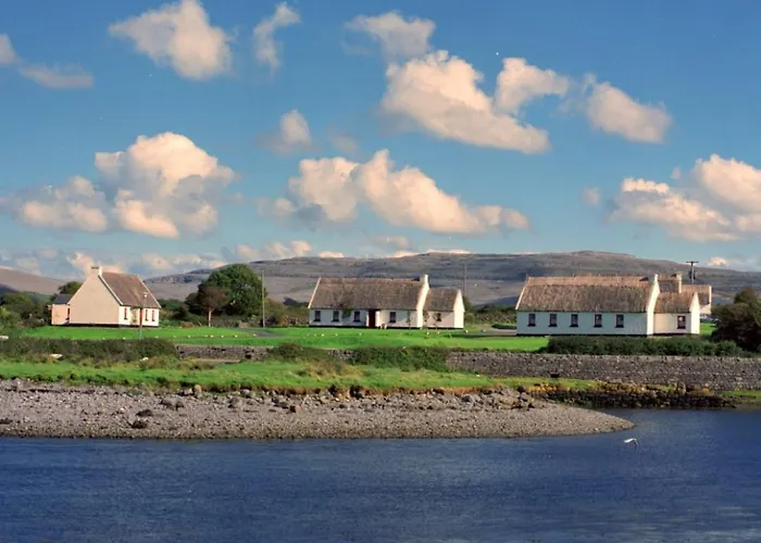 Ballyvaughan Cottages بيت للعطل